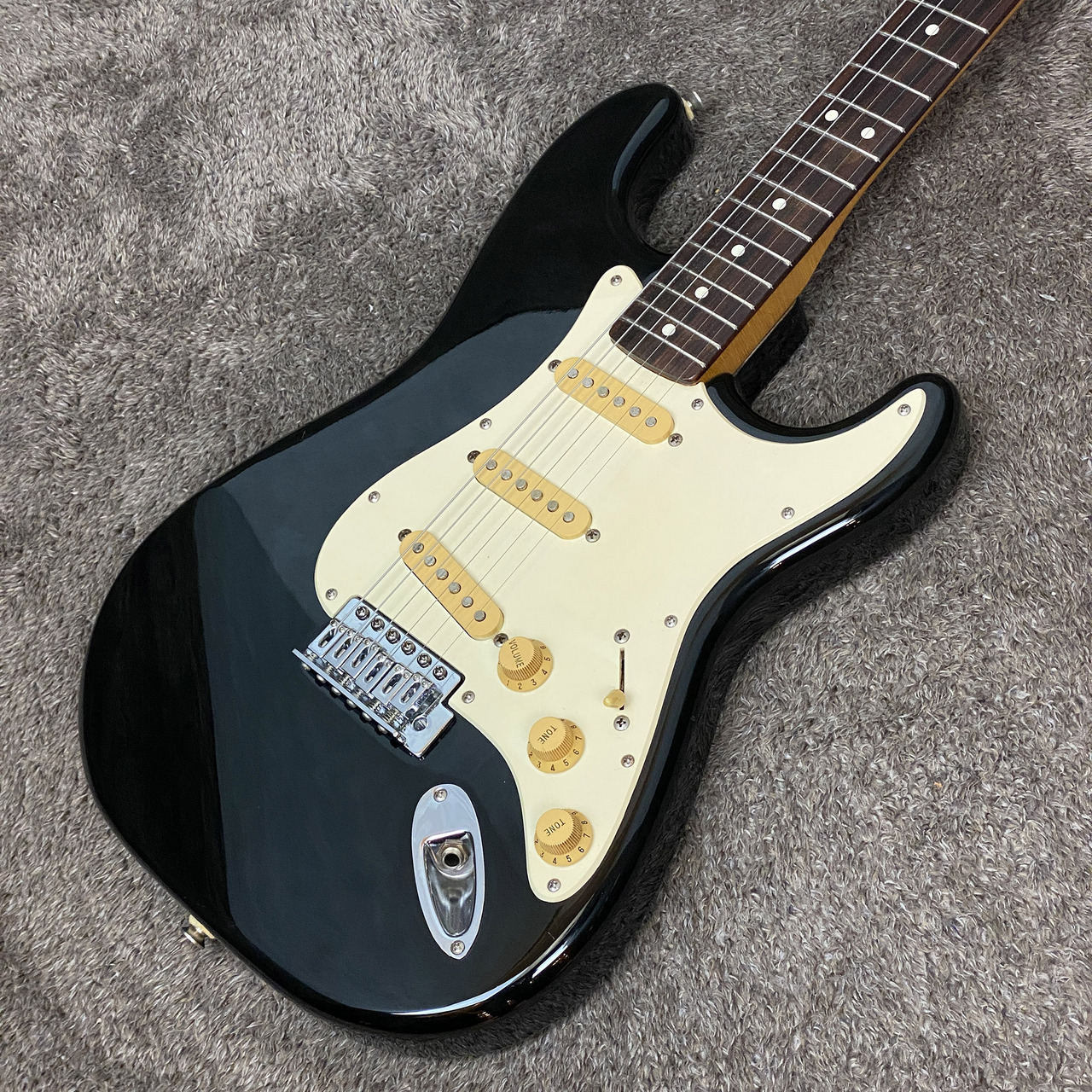 Fender Squier Series Stratocaster MOD（中古/送料無料）【楽器検索 