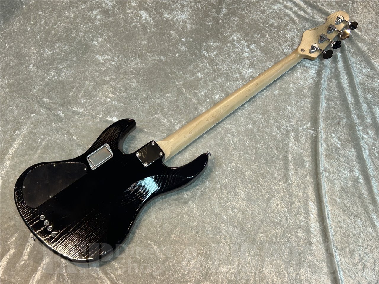 EDWARDS E-AMAZE-AS-4/M (Solid Black)（新品/送料無料）【楽器