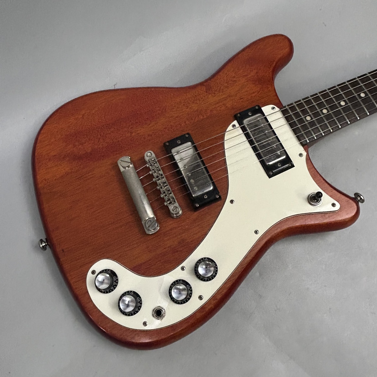 epiphone Wilshire 1966 復刻モデル エピフォン Epiphone 1966年 ウィルシャー復刻モデルの内部公開と