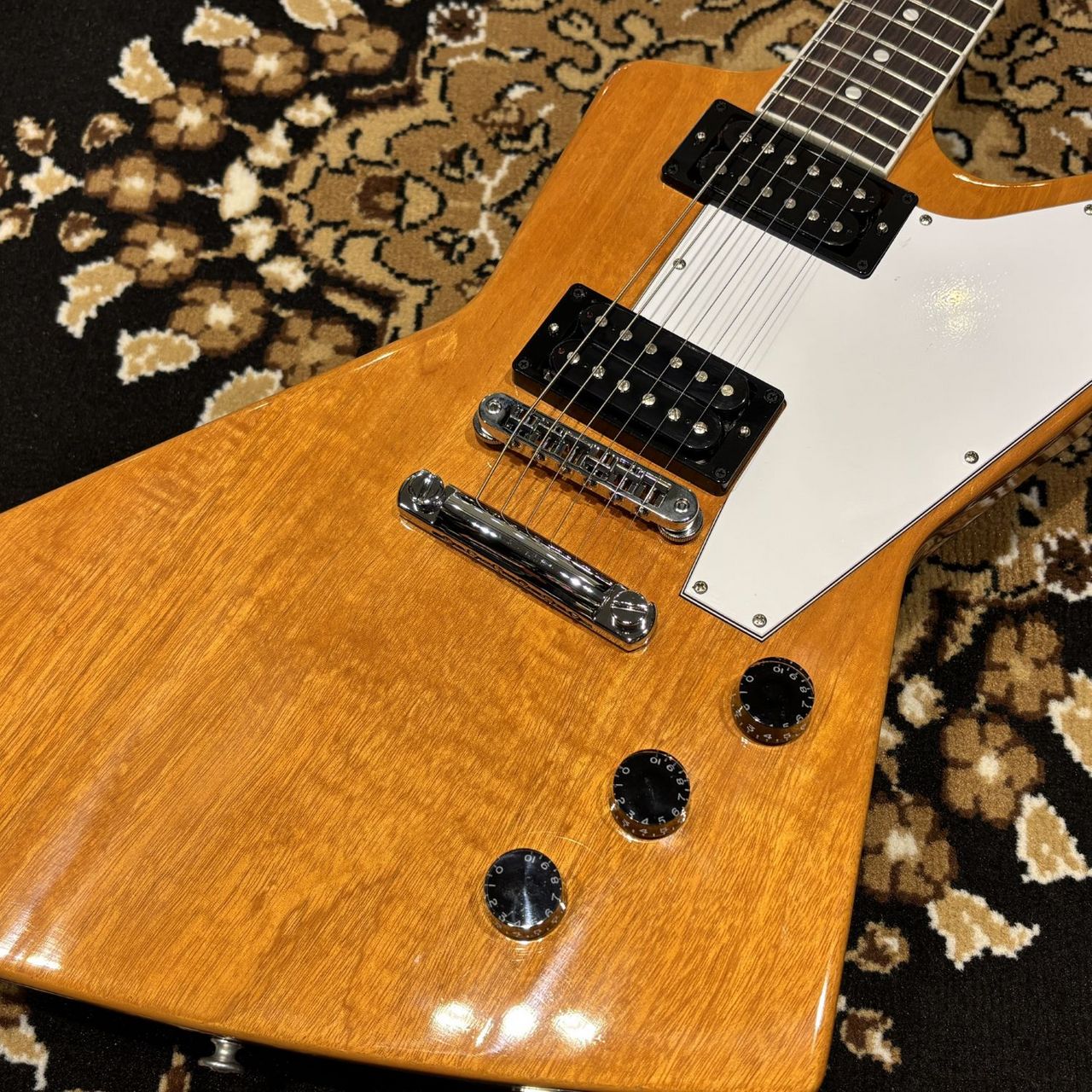 Gibson 70s Explorer エレキギター