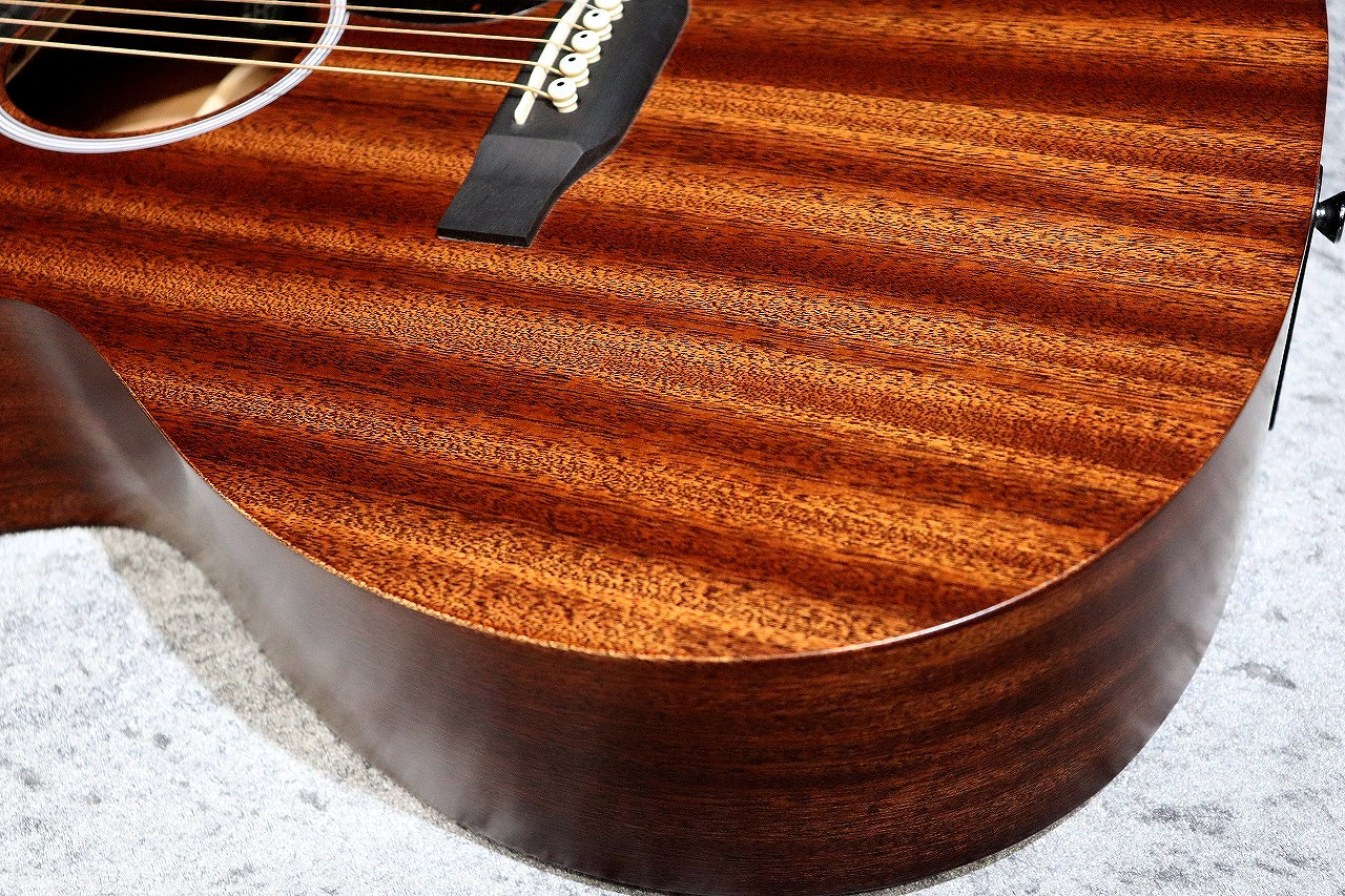 弦交換済み！　pro Martinアコースティックギター激鳴りです　良く鳴ります Amazon.com: Martin Guitar 000Jr-10 Junior Acoustic Guitar