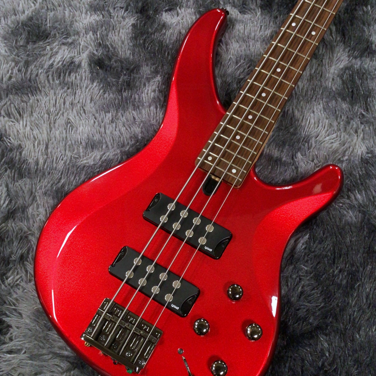 Amazon.com: Yamaha TRBX304 CAR 4-String Electric Bass Guitar