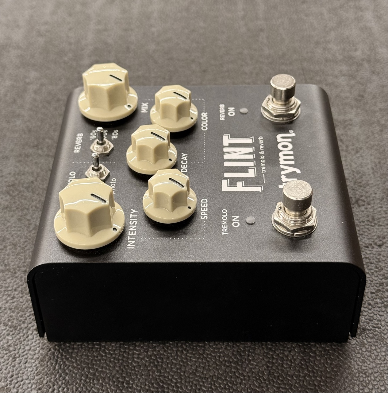 strymon FLINT tremolo & reverb V2（中古）【楽器検索デジマート】