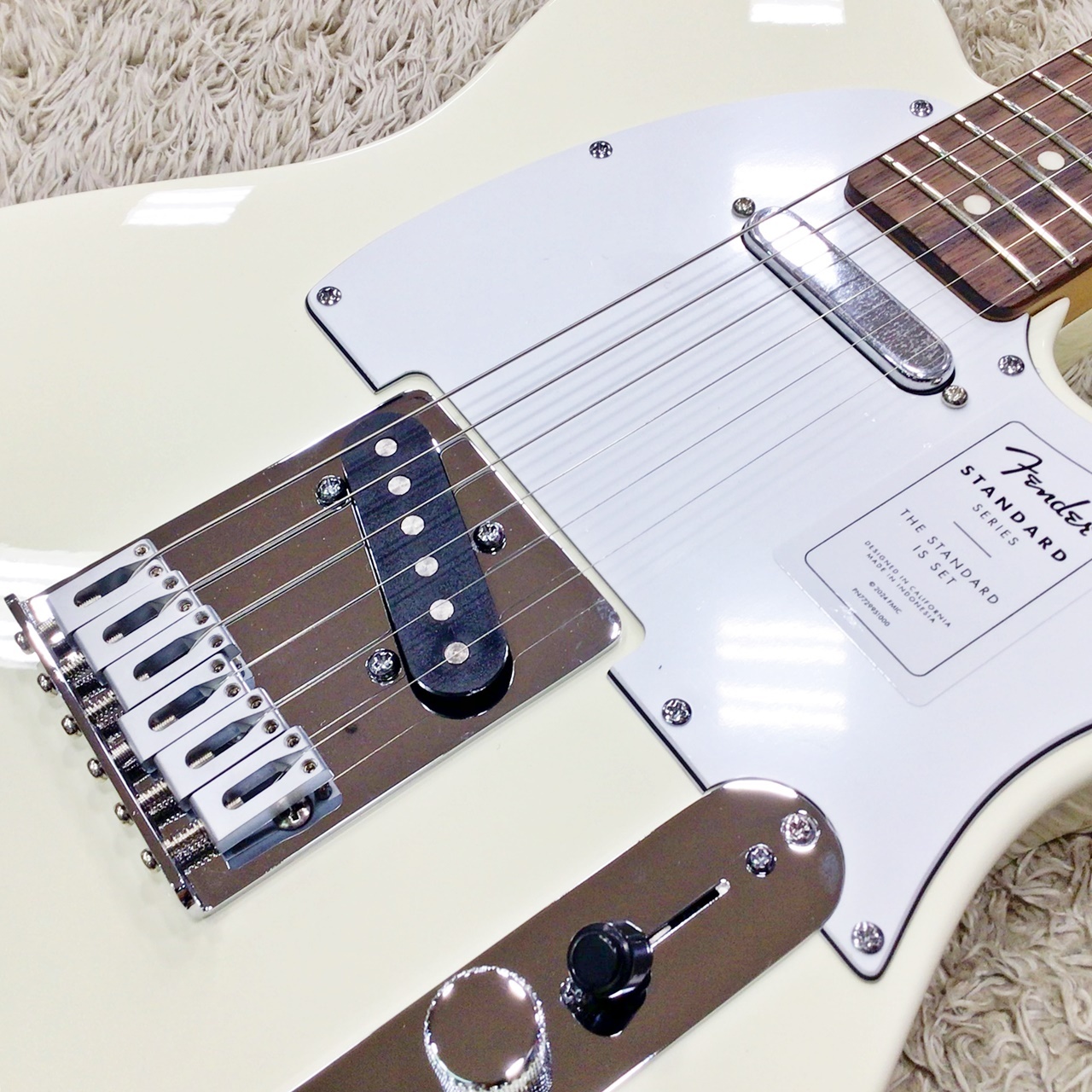 Fender Telecaster アイボリー Fender Standard Telecaster Laurel Fingerboard / Olympic