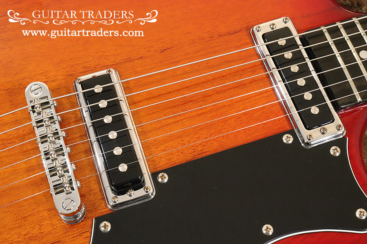 6739 HAGSTORM IMPALA エレキギター ケース付き 6739 HAGSTORM IMPALA エレキギター ケース付き