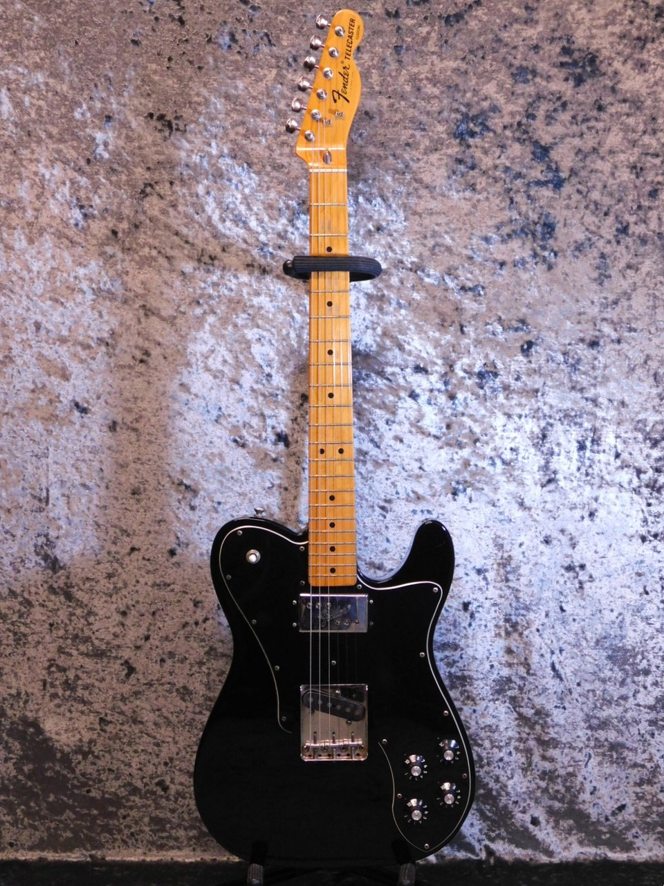 ギター Fender USA Telecaster Custom 1200px-TeleCustom_76_horiz.jpg