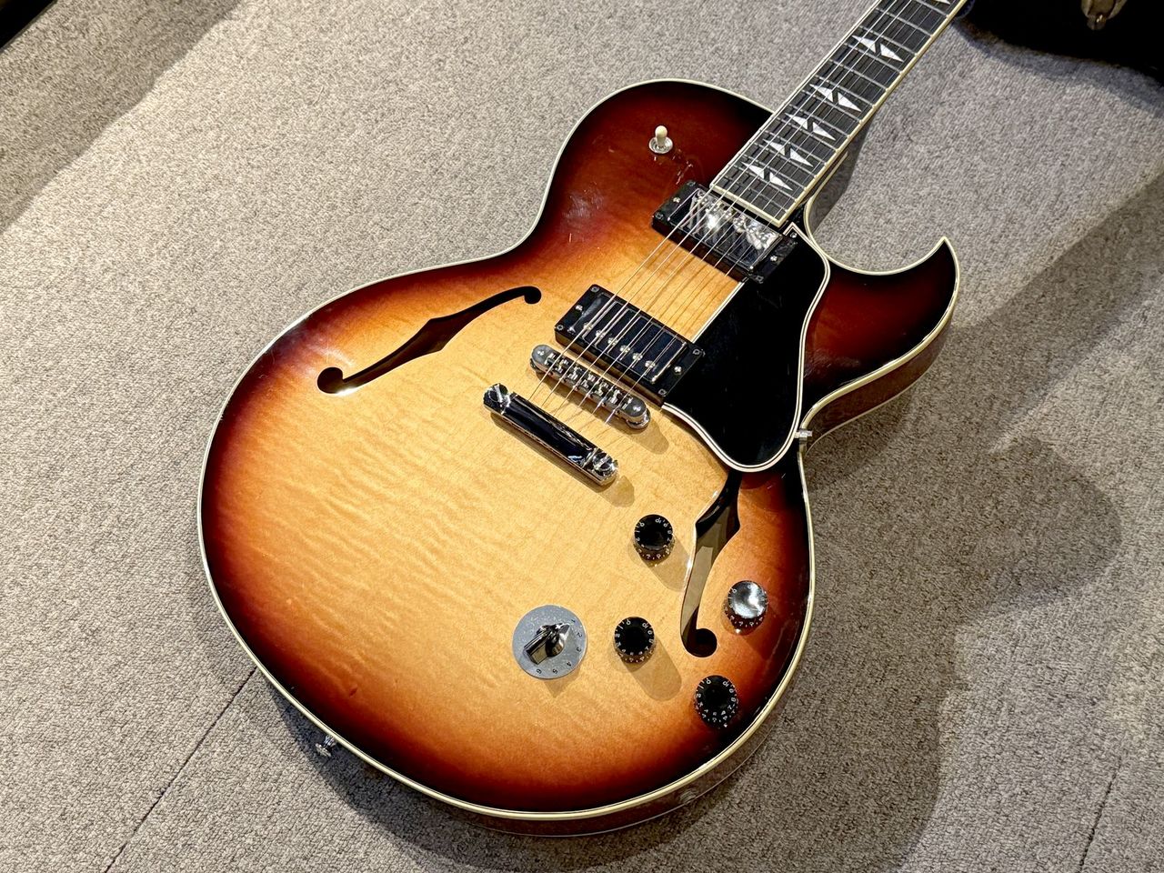 Gibson Memphis ES-137 Custom（中古）【楽器検索デジマート】