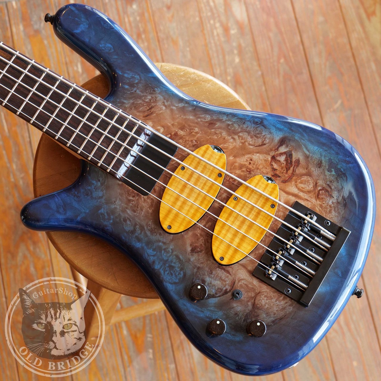 COMBAT GUITARS ディンキーJBタイプ5弦ベース COMBAT GUITARS ディンキーJBタイプ5弦ベース