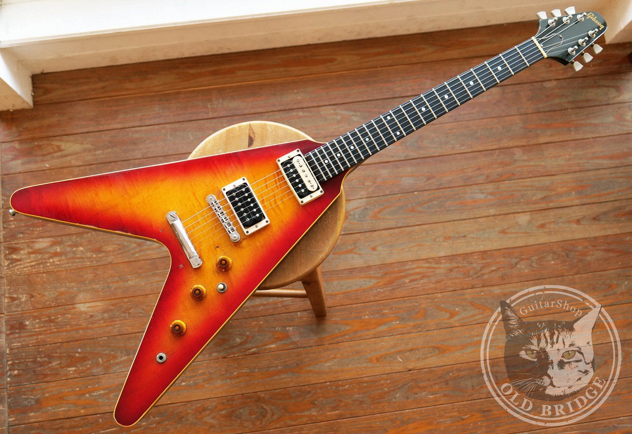 Gibson Flying V 'THE V' Sunburst 1981（ビンテージ）【楽器検索