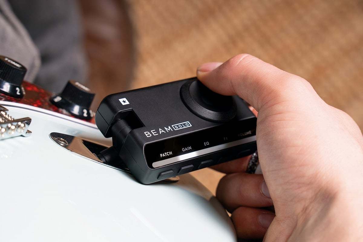 新製品　blackstar beam solo BLACKSTAR 新製品 BEAM: SOLO ～アプリで操る、究極のギター