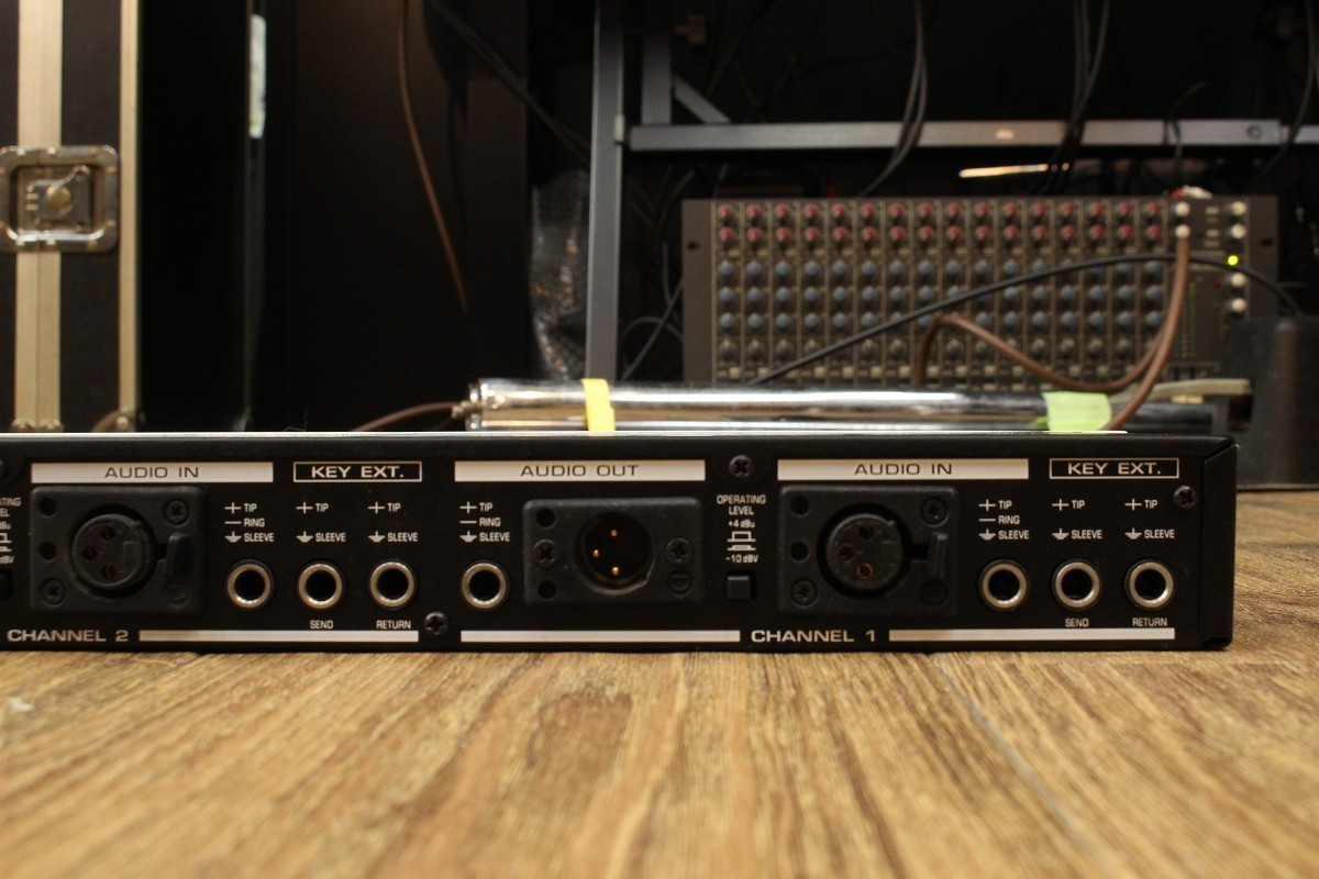 BEHRINGER MDX2100 【キーボードマート新宿】【新宿店】（中古）【楽器