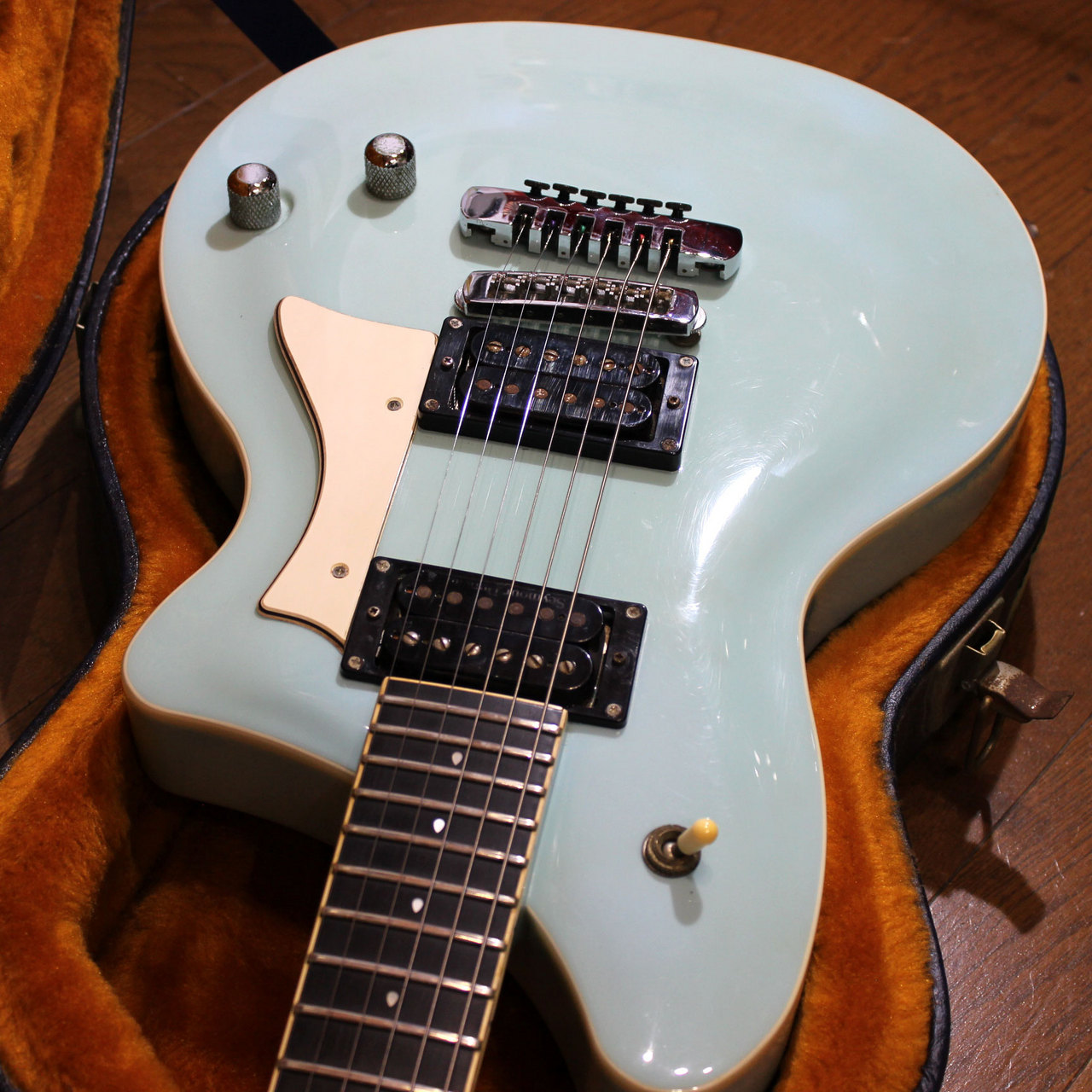 ギター Washburn P4 Nuno bettencourt Washburn通信】第5回 ヌーノが使うP4ってどんなギター