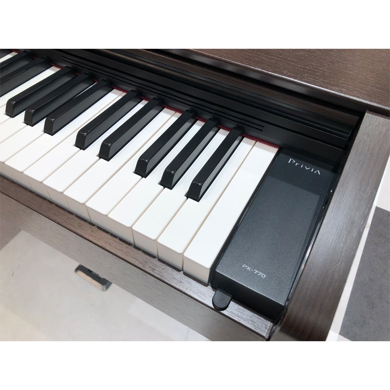 低価NEWCASIO 電子ピアノ 2018年製 Privia PX-770BN 88鍵　オークウッド調　直接引取り 配送 どちらも可　カシオ計算機 カシオ