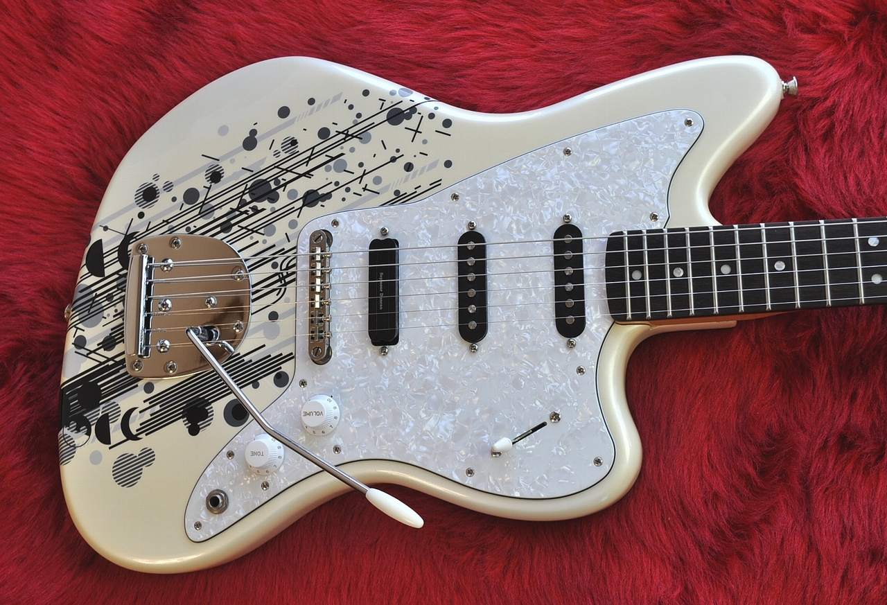 完売Spuier スクワイヤ Fender ギター SCANDAL MAMI モデル フェンダー