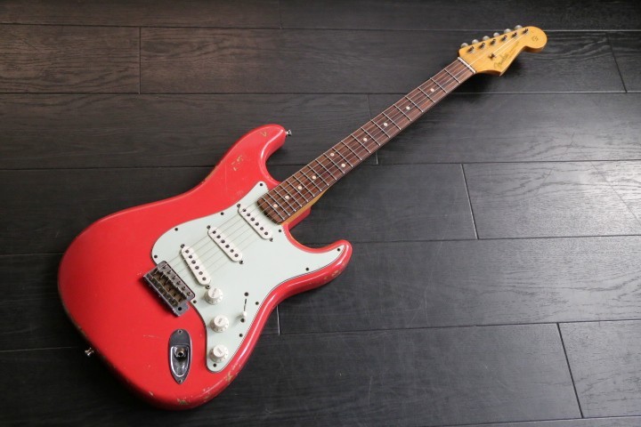 ワンオフ！幻のフェスタレッドのTakeyer STRATCASTER です。 買い誠実 ワンオフ！幻のフェスタレッドのTakeyer STRATCASTER