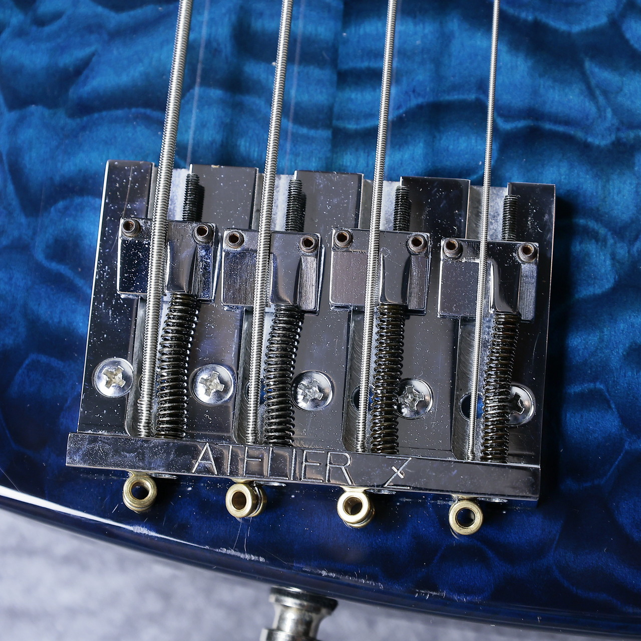 ATELIER Z 15th Anniversary Magunitude シリーズ仕様 5弦 エレキ