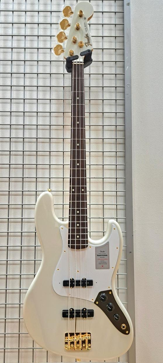 Fender Made in Japan Traditional 2025 Collection 60s Jazz Bass