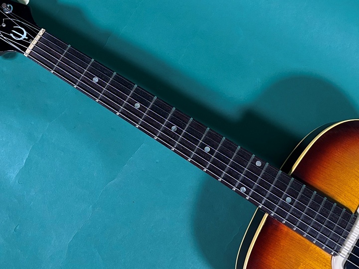 ◆GRANADA アコースティックギター エレアコ　ケース付 ジャパンビンテージ ◇GRANADA アコースティックギター エレアコケース付 ジャパン