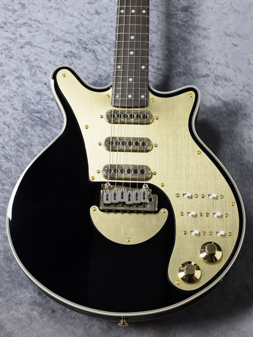 Brian May Guitars Red Special Black 'N' Gold #BHM 321912 【軽量