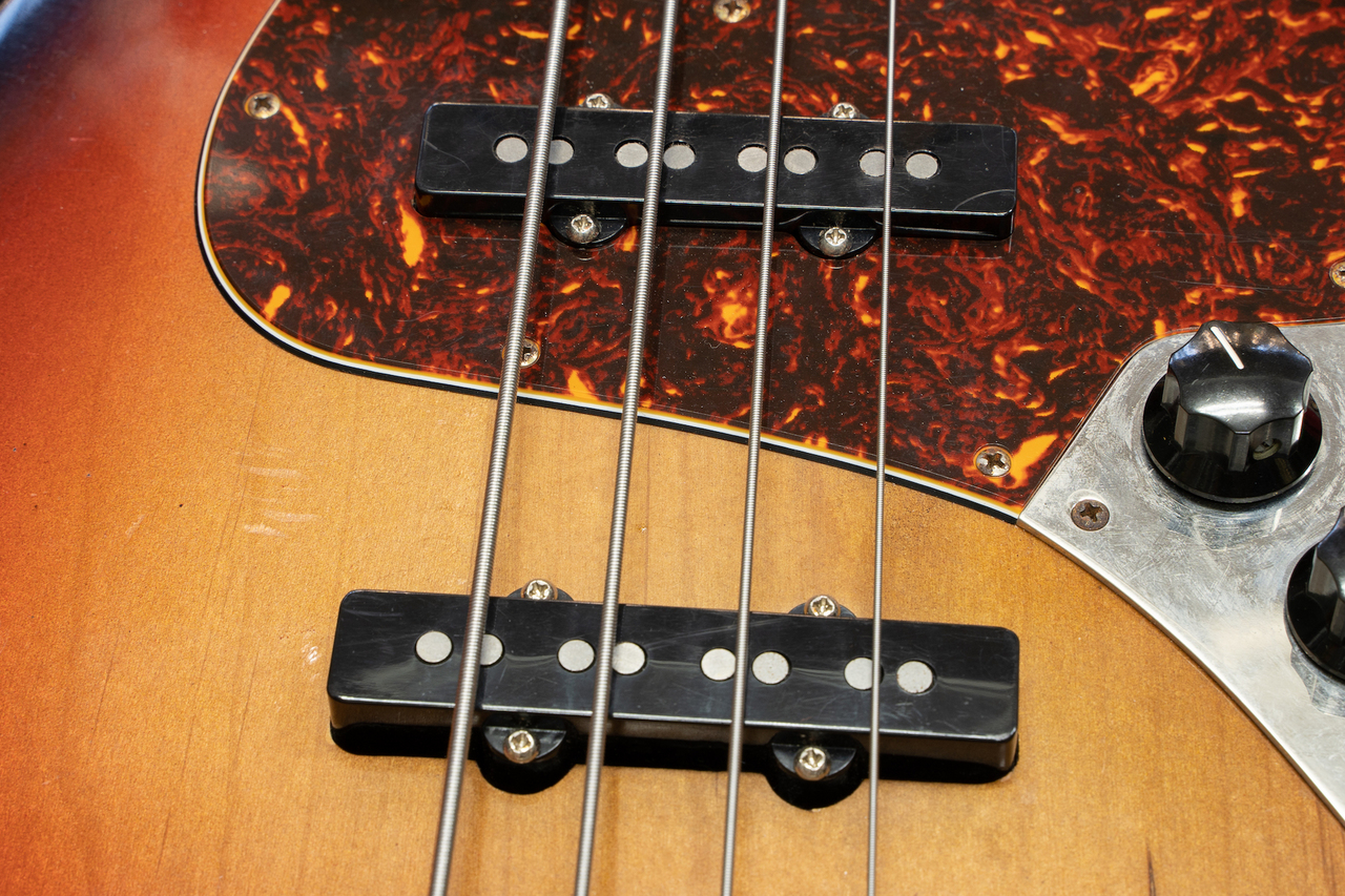 Rittenhouse Guitars J-Bass 3TS aged #J05516 4.04kg【横浜店】（新品/送料無料）【楽器検索デジマート】