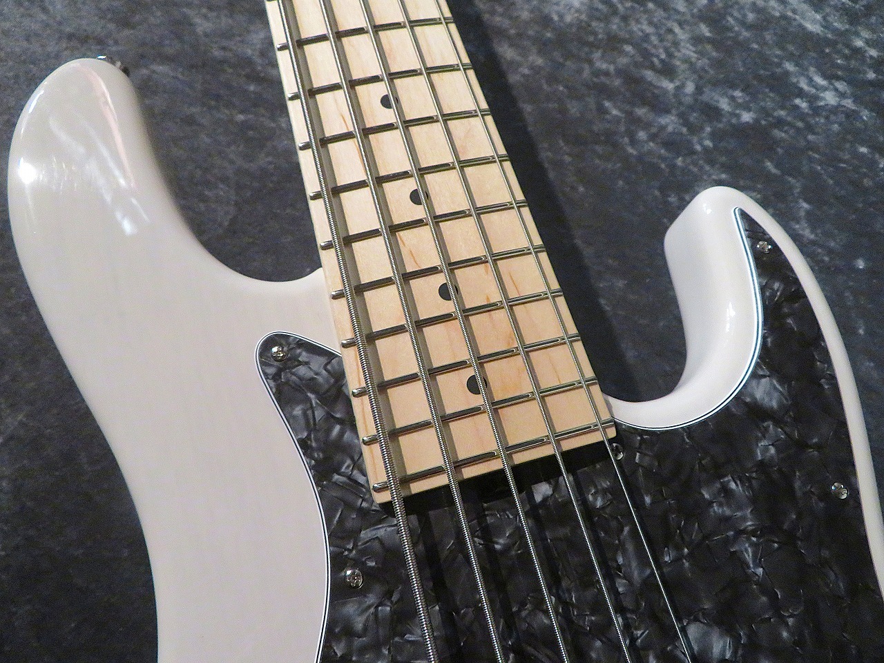 Kikuchi Guitars 【圧倒的な品格】Hermes Series MV5 -Trans White