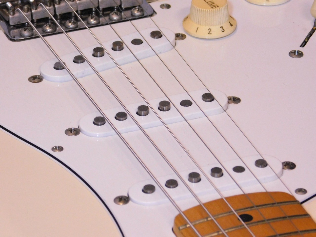 Fender Japan ST68/LH VWH（中古）【楽器検索デジマート】