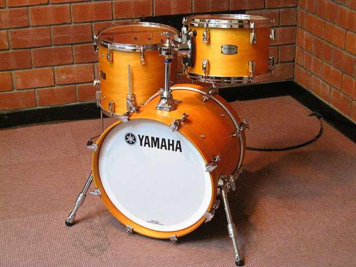 YAMAHA Absolute Hybrid Maple Be-Bop Kit 18