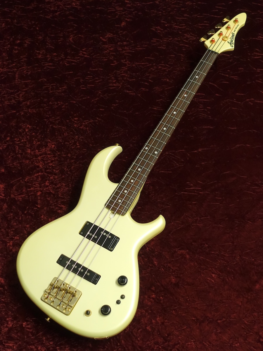 ARIA PRO II RSB DELUXE エレキベース ケース付き ARIA PRO II RSB DELUXE エレキベース ケース付き Aria Pro II