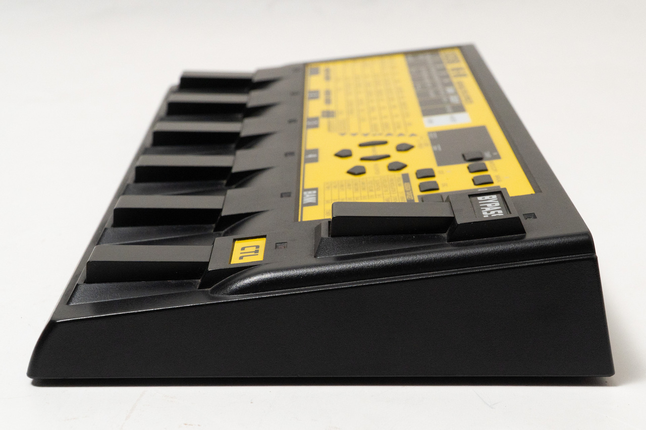 BOSSベースエレキギターマルチエフェクターボードME-8Bフットペダルスイッチ BOSS ME-8B BASS MULTIPLE EFFECTS【GIB横浜エフェクター館】（中古
