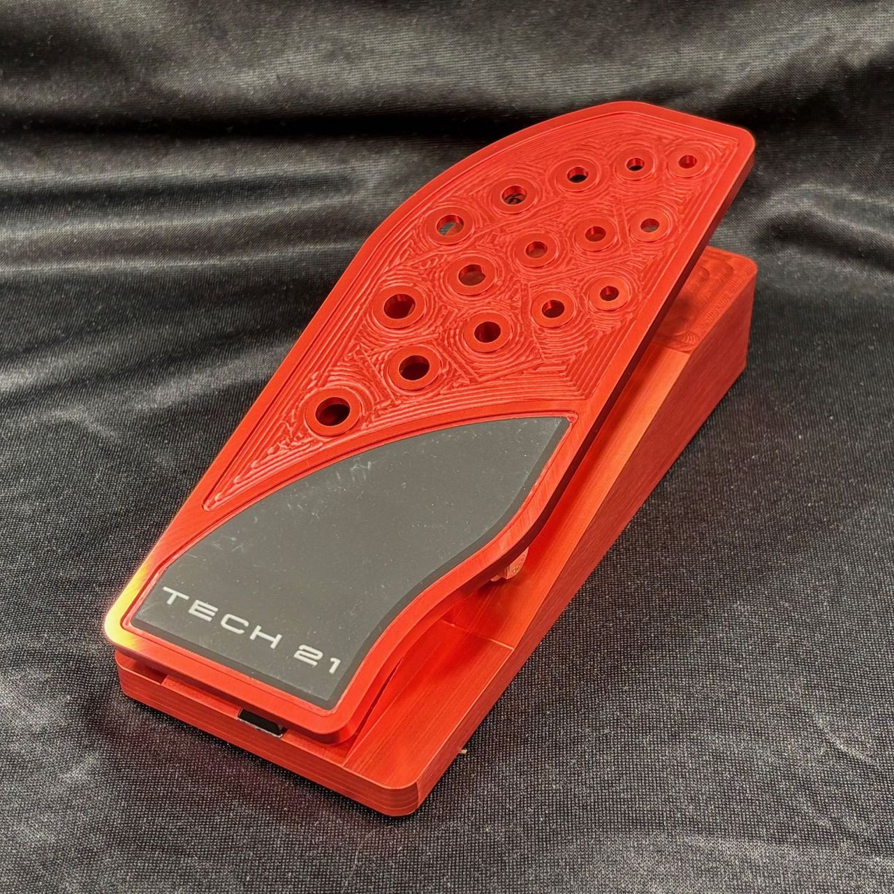 Tech21 リッチーコッツェン　ケース付き Tech21 リッチーコッツェン ケース付き 【公式通販】