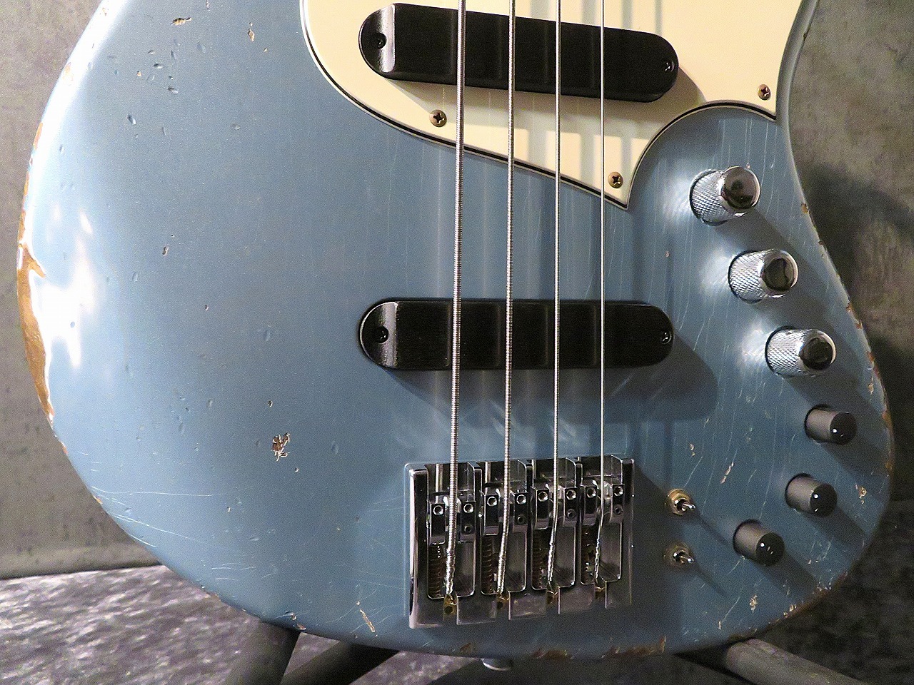 Xotic XJ-1T 4st Alder/R -Ice Blue Metallic / Heavy Aged Lacquer