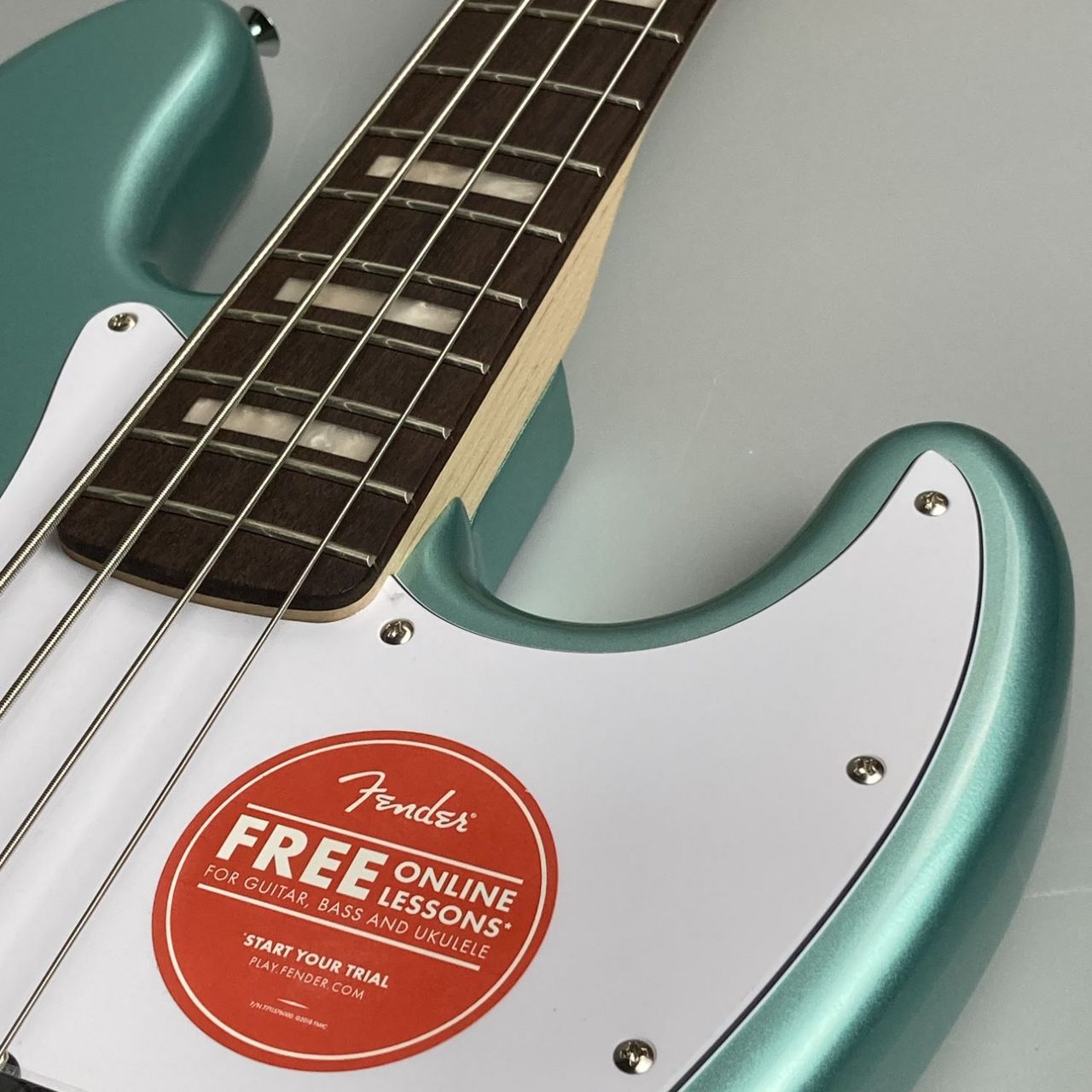 Squier by Fender Affinity Series Active Jazz Bass Mystic Sea