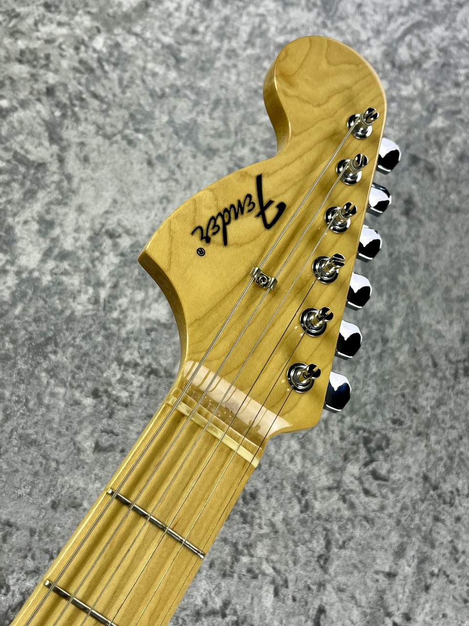Fender Japan 【特選中古!!】ST68/LH 'MOD -VintageWhite- 【2007～08