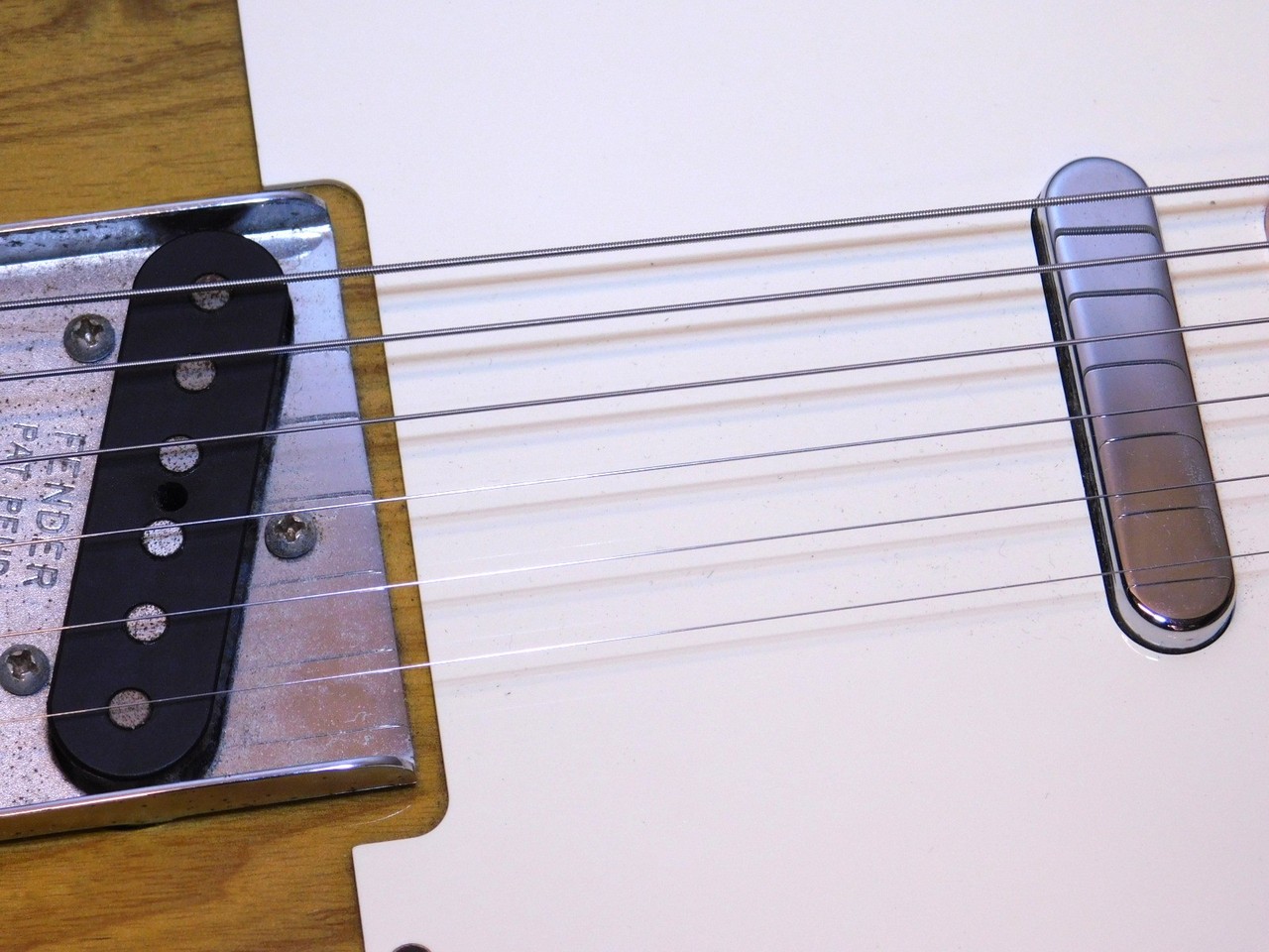 Fender Classic Series 50s Telecaster Lacquer 2CS（中古