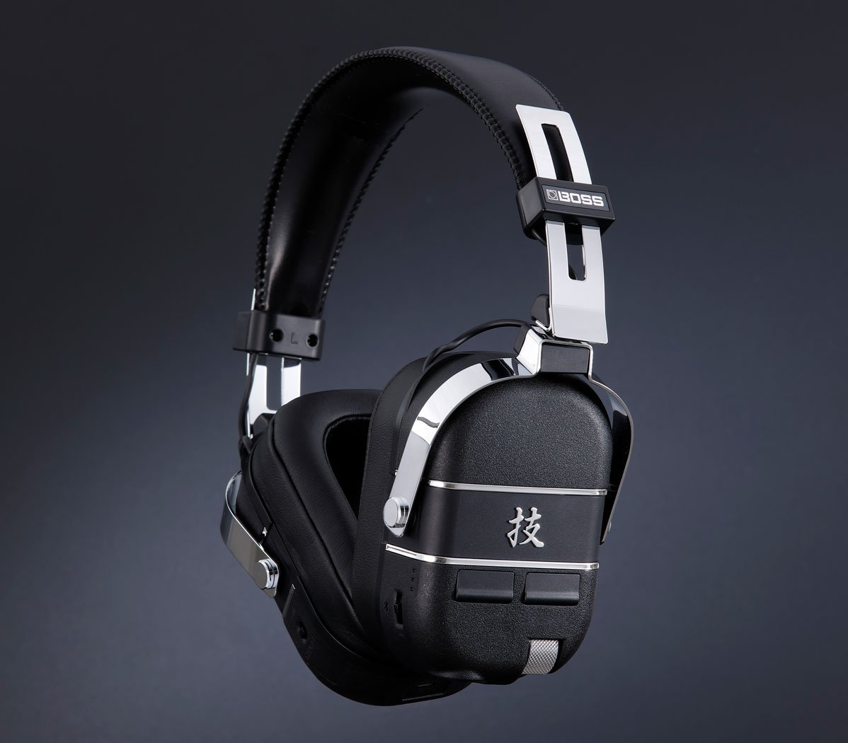 BOSS WAZA-AIR技　エアー　ボス BOSS - WAZA-AIR | Wireless Personal Guitar Amplification System