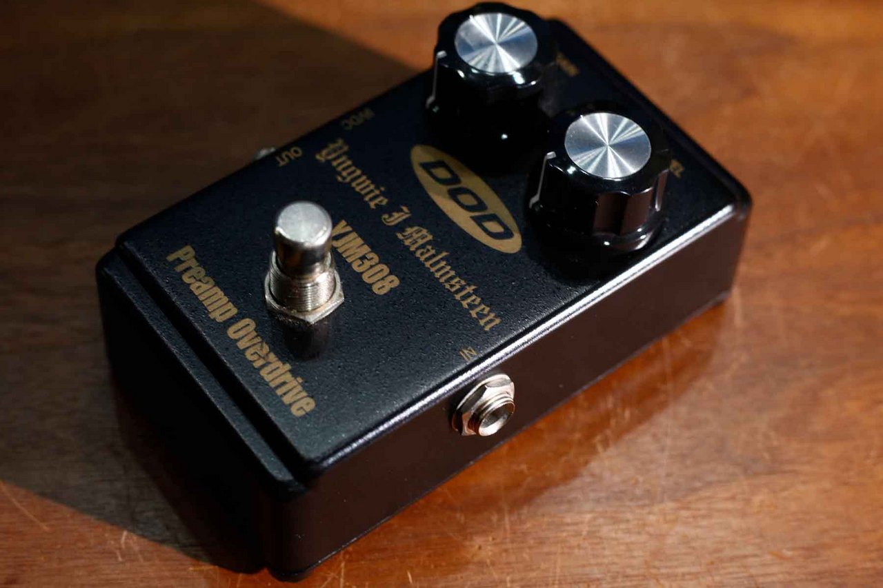 New Yngwie Malmsteen Pedal - DOD YJM308 vs MXR YJM Shootout