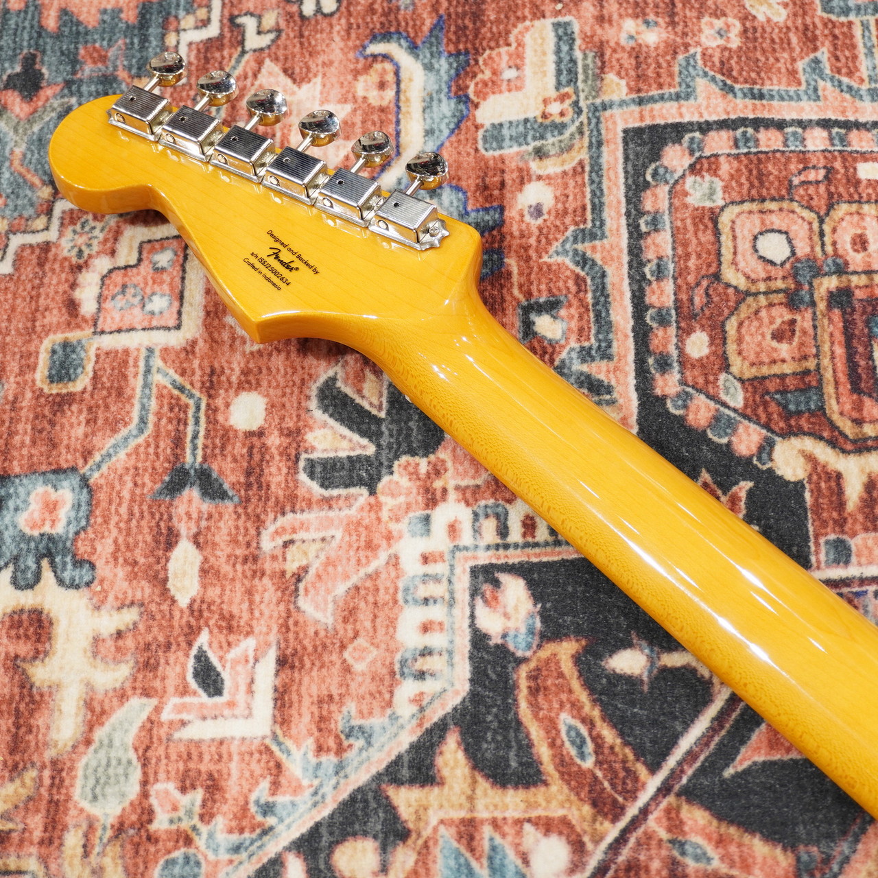 Squier by Fender Classic Vibe Duo-Sonic HS Gold Anodized Pickguard