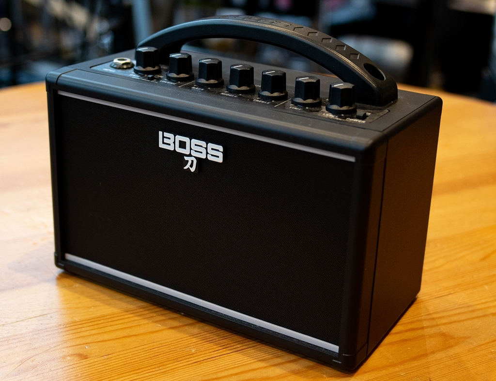 BOSS KATANA-MINI Guitar Amplifier（中古/送料無料）【楽器検索