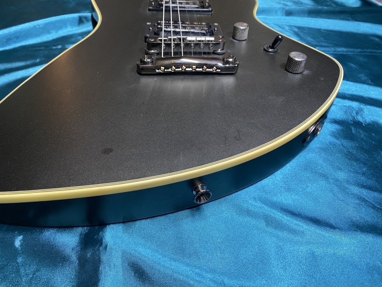 【Fernandes】 Vertigo X MTV ミステリアスブルー Fernandes】 Vertigo X MTV ミステリアスブルー