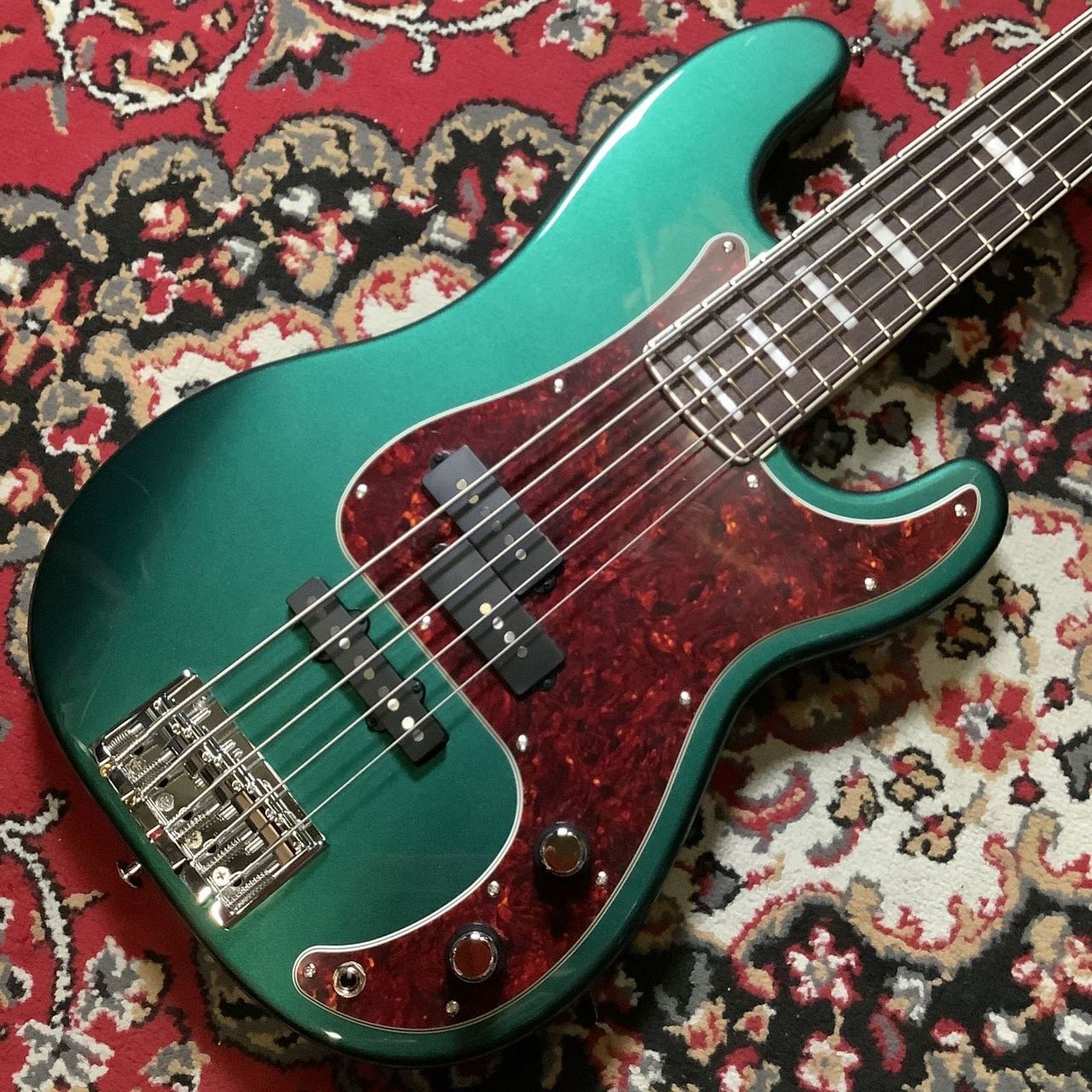 Black Smoker BETA PJ5 XL【5弦エレキベース】【現物画像/4.25kg