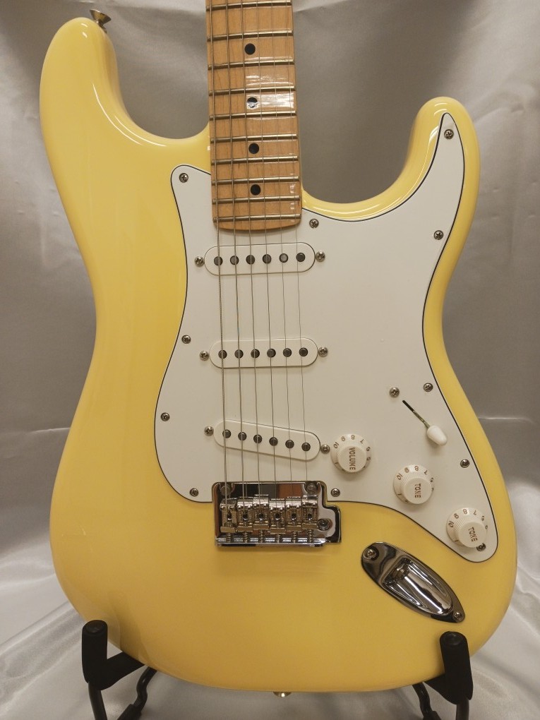 Fender Player Stratocaster Buttercream / Maple【展示入替特価