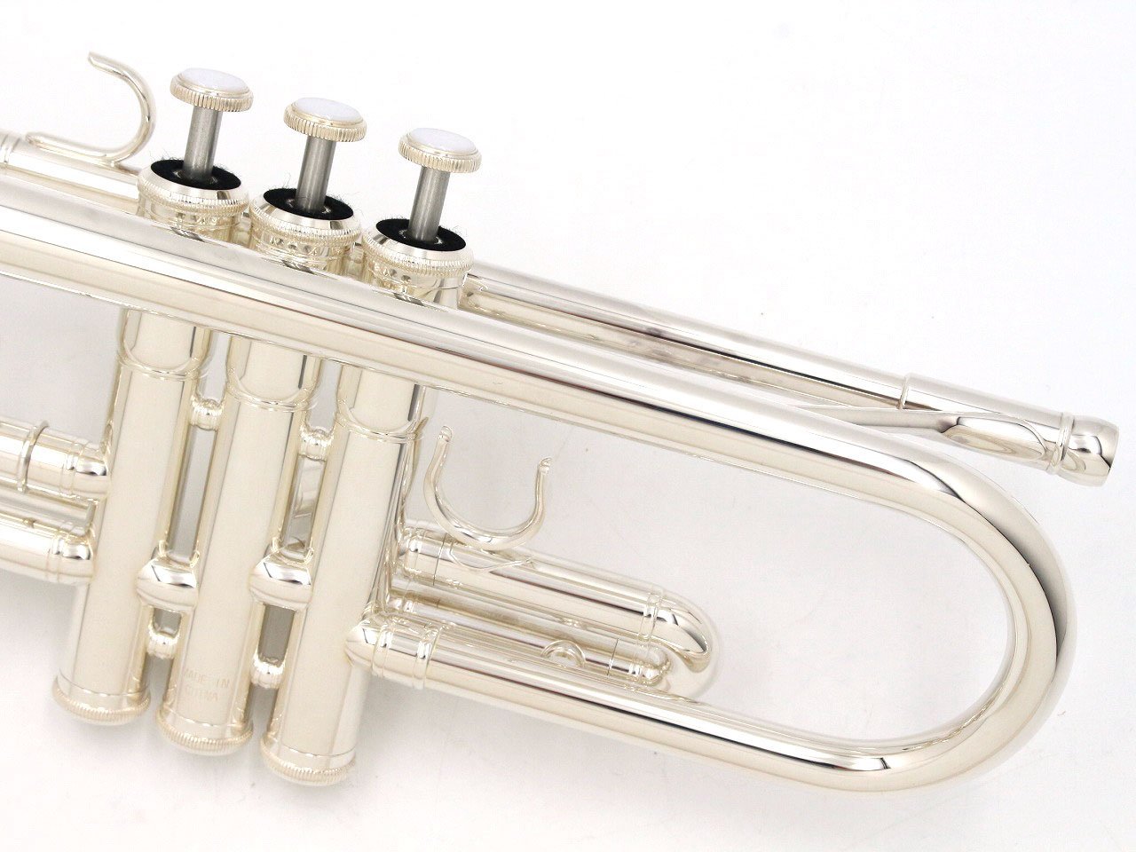 トランペット YAMAHA YTR-3335S 使用少ない中古品 中古】YAMAHA / トランペット YTR-3335S 銀メッキ仕上 リバース