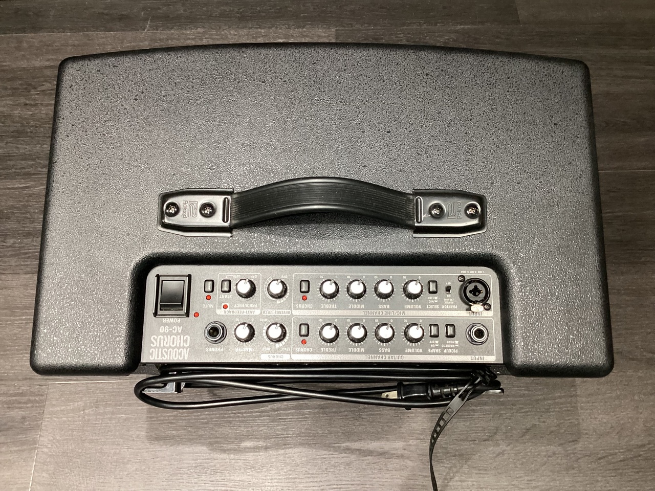 RolandAC-90美品　傷汚れほとんど無し 　販売終了モデル RolandAC-90美品 傷汚れほとんど無し 販売終了モデル RolandAC-90美品