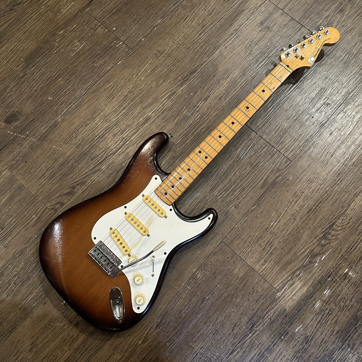 FERNANDES FST-85 1977年製 石ロゴ Electric Guitar（中古/送料