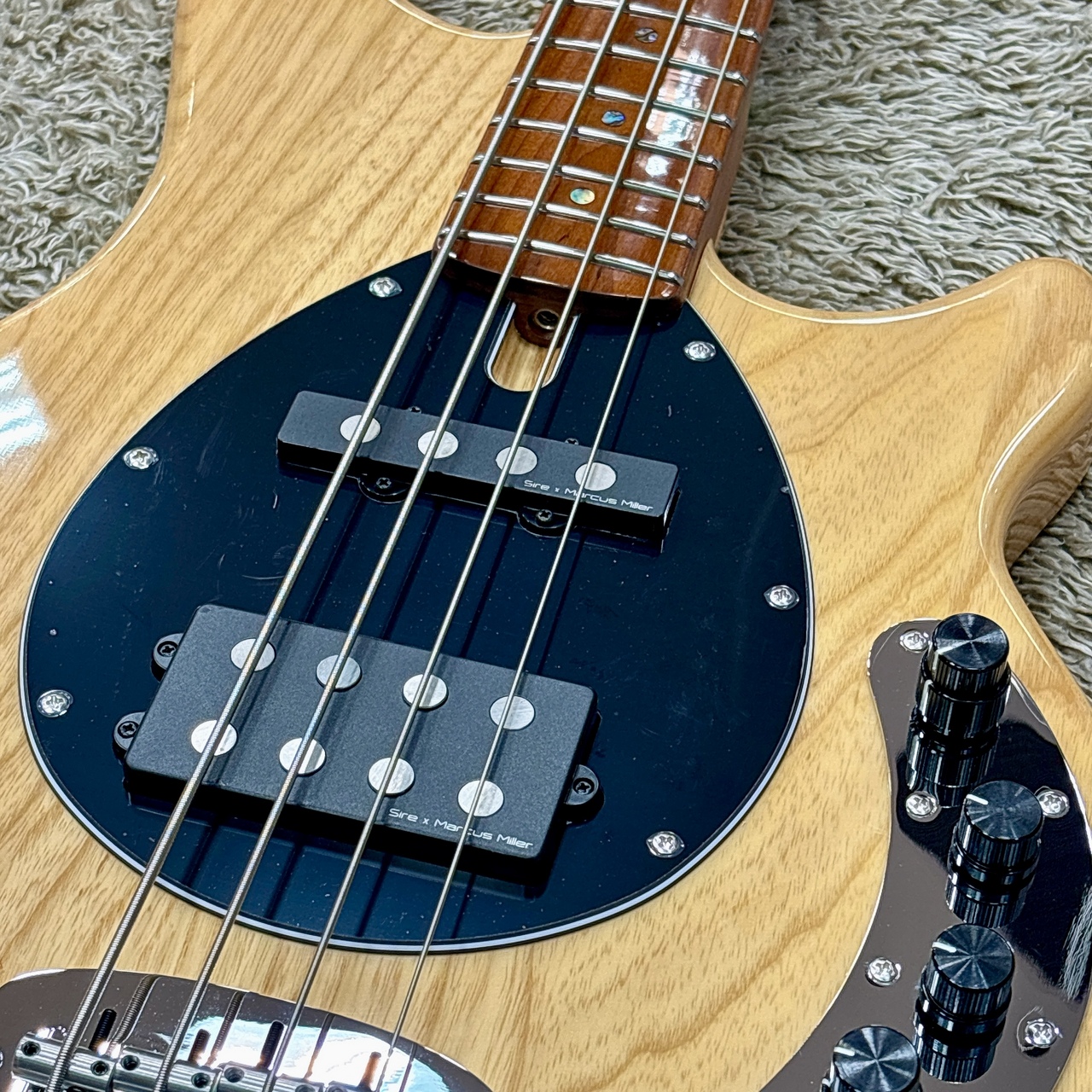 エレキベース ナチュラルウッド 4弦 Sire Marcus Miller Z7 4-String NT (Natural)【2024年最新