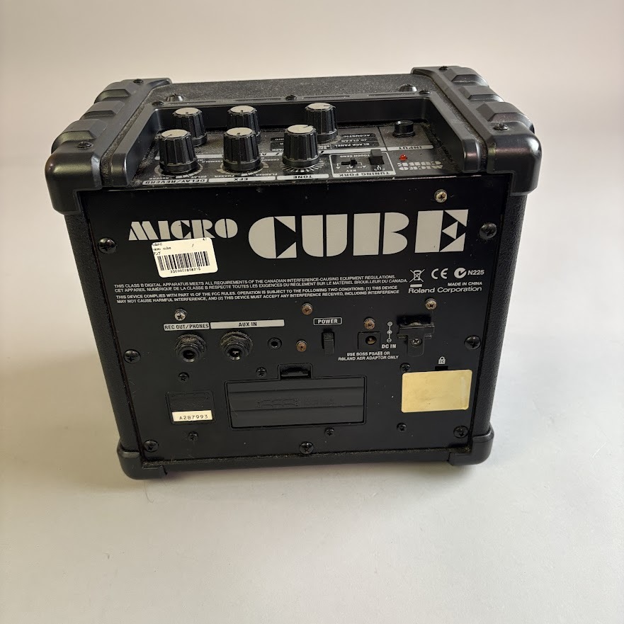 【中古】Roland MICRO CUBE M-CUBE Roland MICRO CUBE（中古）【楽器検索デジマート】