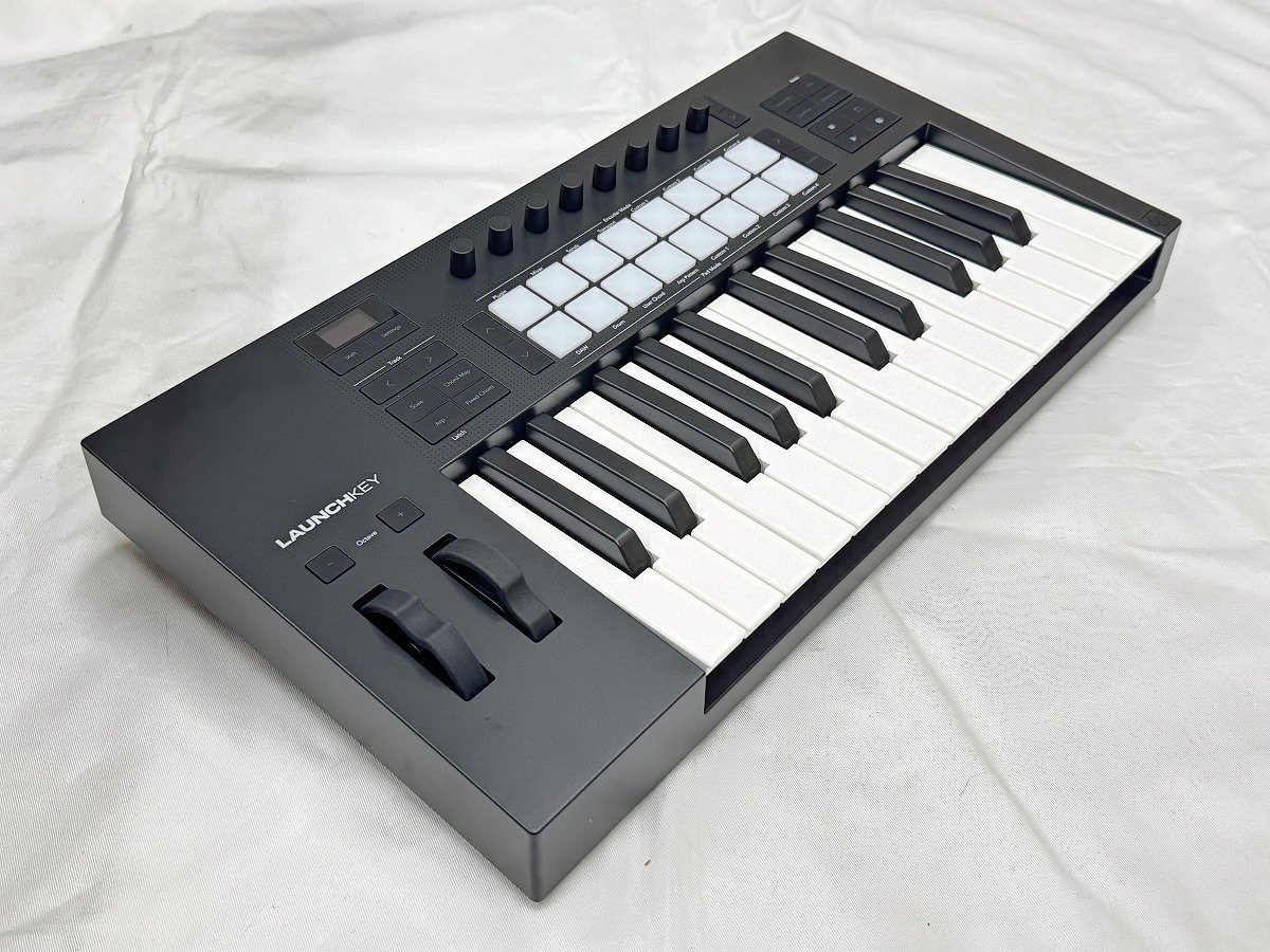 Novation Launchkey 25 MK4 25鍵フルサイズ・シンセアクション鍵盤
