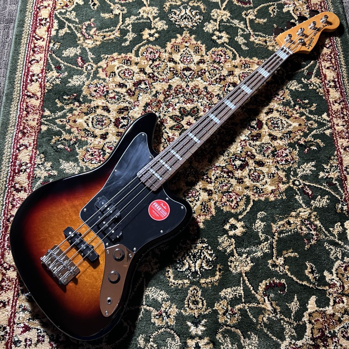 Squier by Fender Classic Vibe Jaguar Bass Laurel Fingerboard 3 