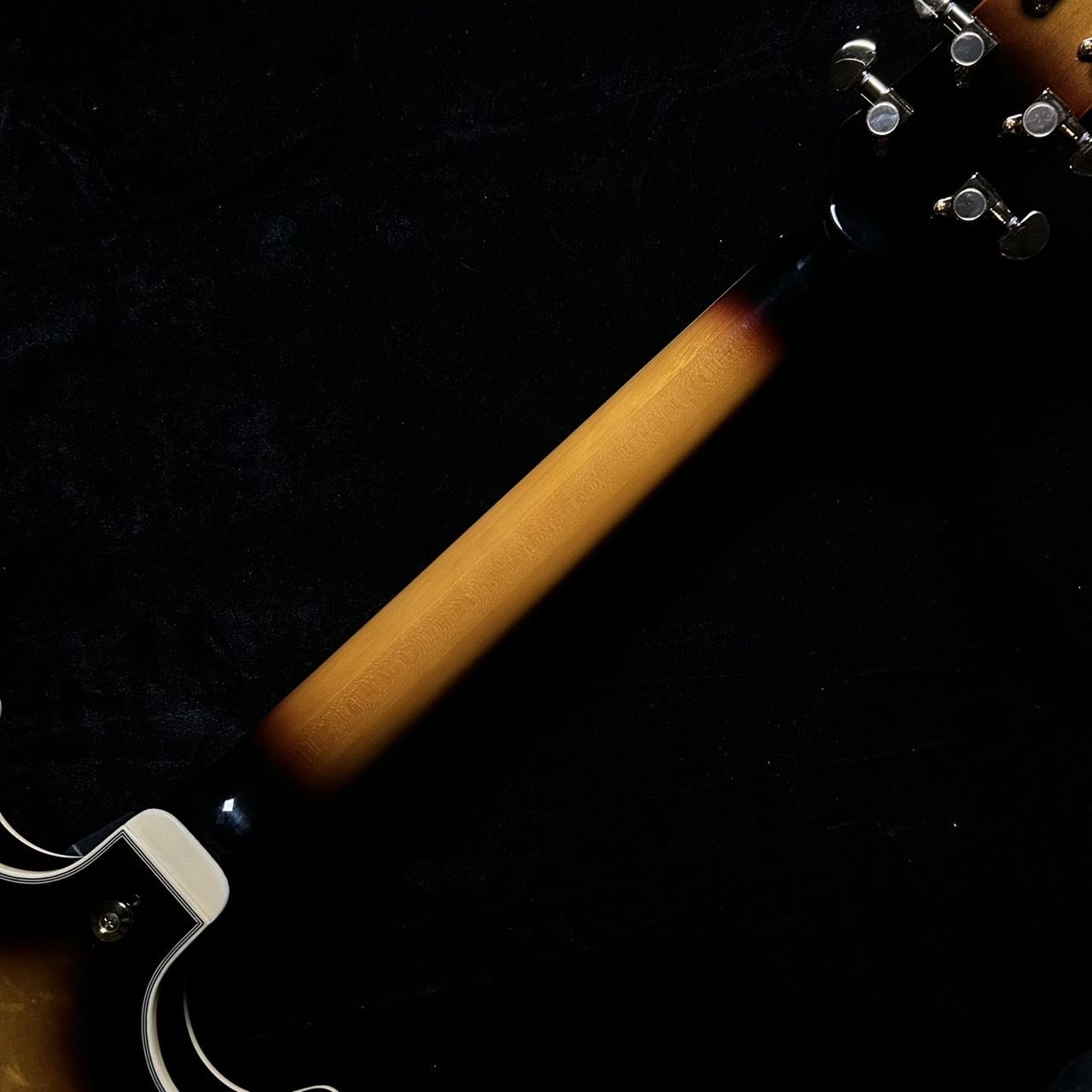 Ibanez AM93QM AYS Antique Yellow Sunburst セミアコ 現物画像（新品