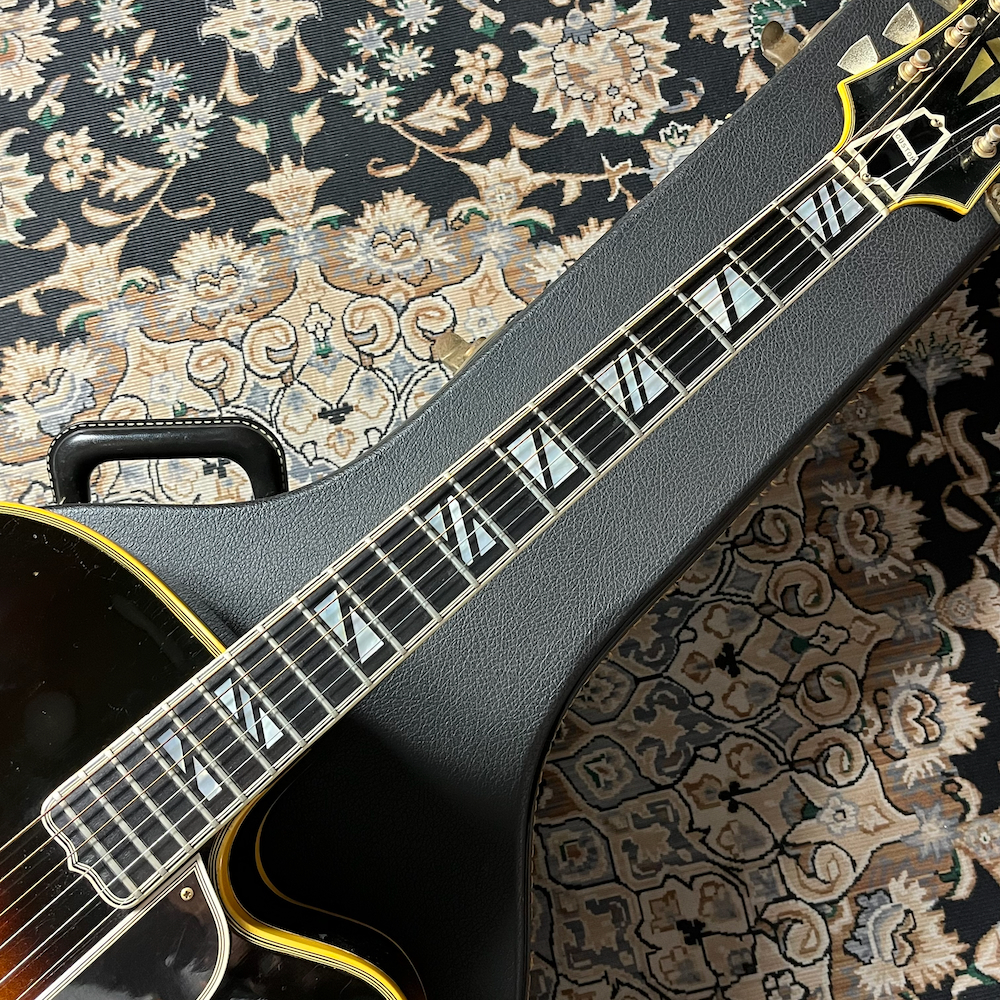 Gibson 1968 Super 400C Sunburst（ビンテージ）【楽器検索デジマート】